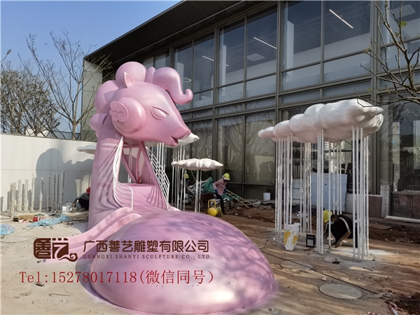 广西南宁金科地产不锈钢雕塑、玻璃钢雕塑案例